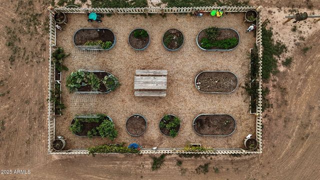 26243 N VINEYARD Lane, Paulden, AZ 86334