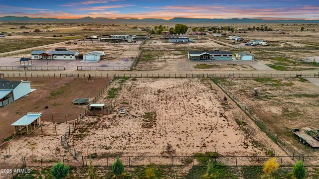 26243 N VINEYARD Lane, Paulden, AZ 86334