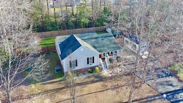 5671 Buckhunt Ln, New Kent, VA 23124