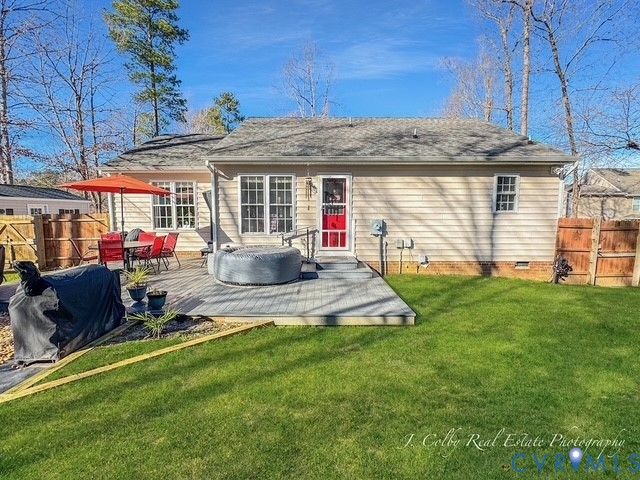 5671 Buckhunt Ln, New Kent, VA 23124