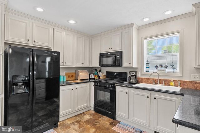 23708 ASH LN, Lewes, DE 19958