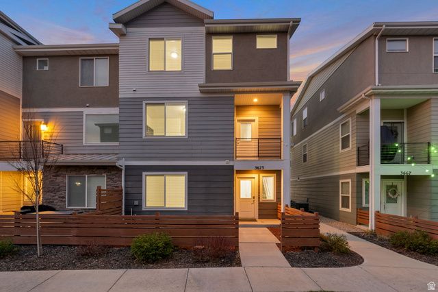 3673 W GOLDEN SKY LN, South Jordan, UT 84009