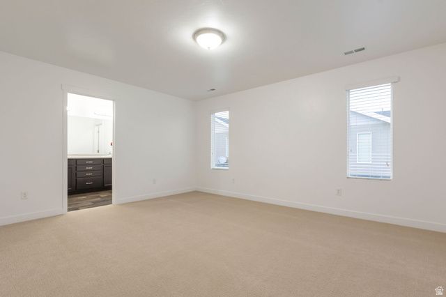 3673 W GOLDEN SKY LN, South Jordan, UT 84009