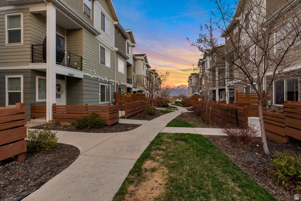 Image 19 of property listing at 3673 W GOLDEN SKY LN, South Jordan, UT 84009