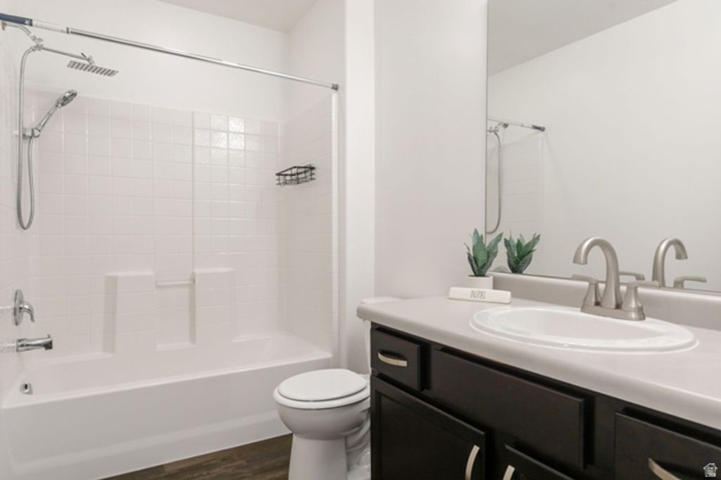 Image 8 of property listing at 3673 W GOLDEN SKY LN, South Jordan, UT 84009