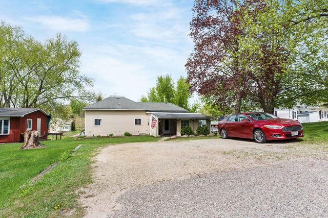 217 Palisade St. Street, Merrimac, WI 53561