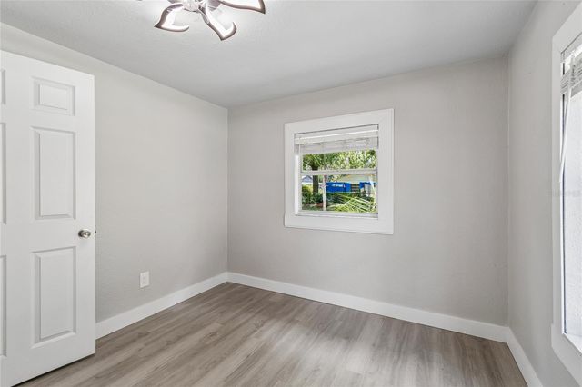1614 E MAPLE AVENUE, Tampa, FL 33604