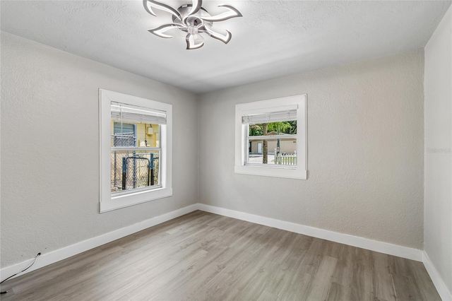 1614 E MAPLE AVENUE, Tampa, FL 33604