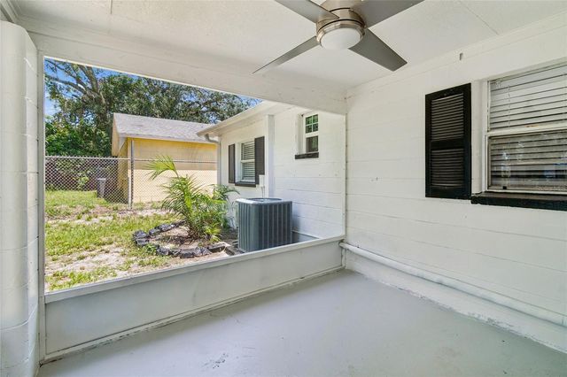 1614 E MAPLE AVENUE, Tampa, FL 33604