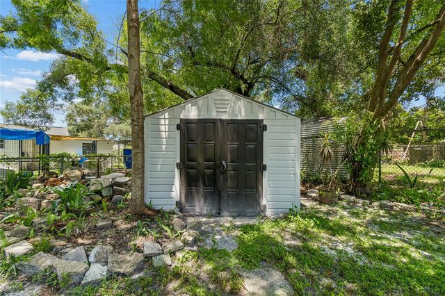 1614 E MAPLE AVENUE, Tampa, FL 33604