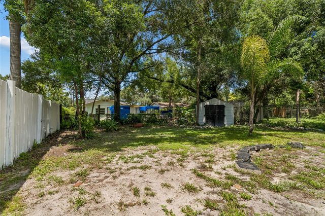 1614 E MAPLE AVENUE, Tampa, FL 33604
