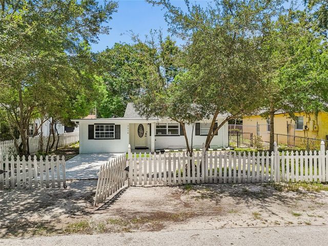 1614 E MAPLE AVENUE, Tampa, FL 33604