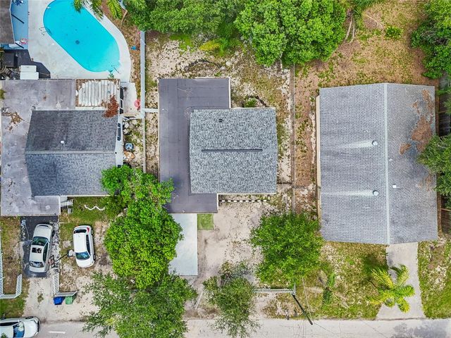 1614 E MAPLE AVENUE, Tampa, FL 33604