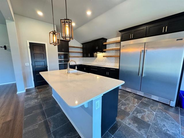 1104 Black Mesa Road, Norman, OK 73071