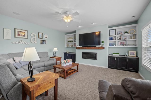 1409 Glen Hollow Drive, Fort Wayne, IN 46814