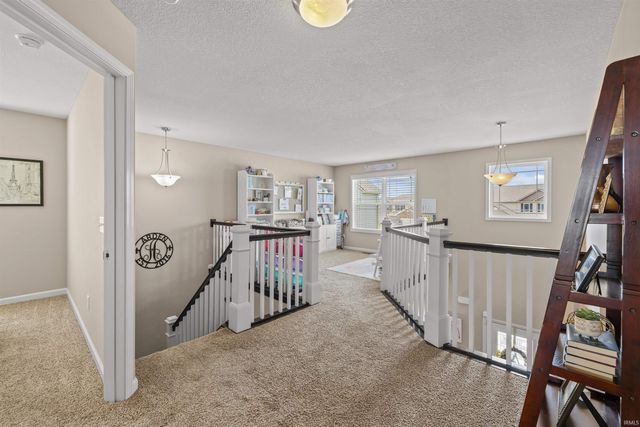 1409 Glen Hollow Drive, Fort Wayne, IN 46814