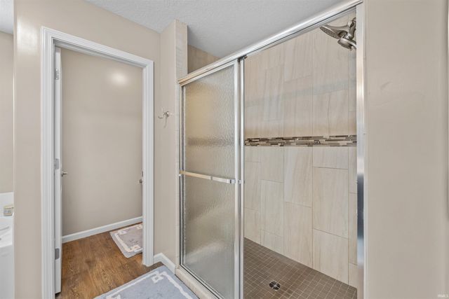 1409 Glen Hollow Drive, Fort Wayne, IN 46814