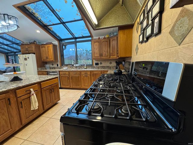 66110 Oak Road, Lakeville, IN 46536