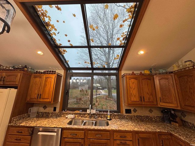 66110 Oak Road, Lakeville, IN 46536