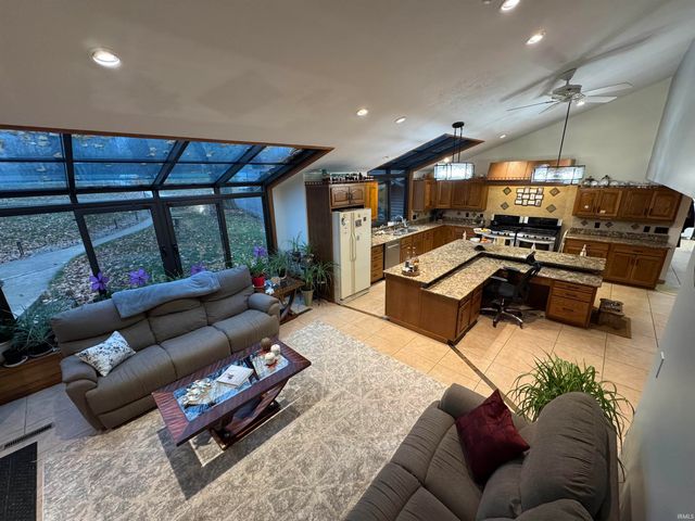 66110 Oak Road, Lakeville, IN 46536