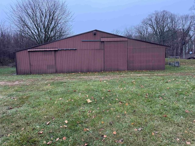 66110 Oak Road, Lakeville, IN 46536