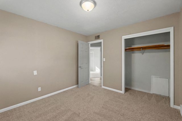 2869 S Mosley St, Wichita, KS 67216