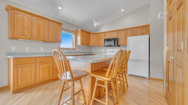 126 Southgate DRIVE, Eden, WI 53019