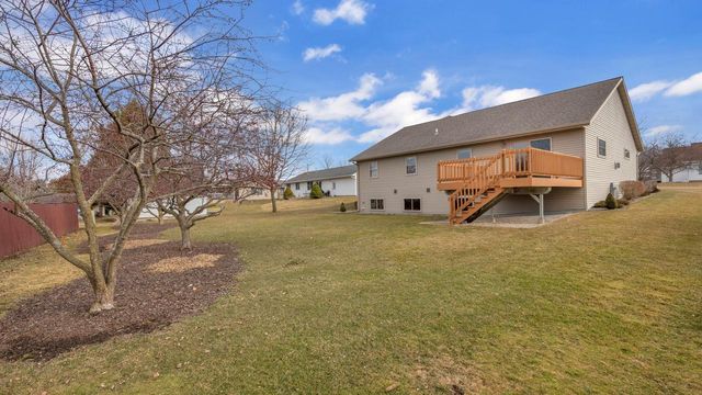 126 Southgate DRIVE, Eden, WI 53019