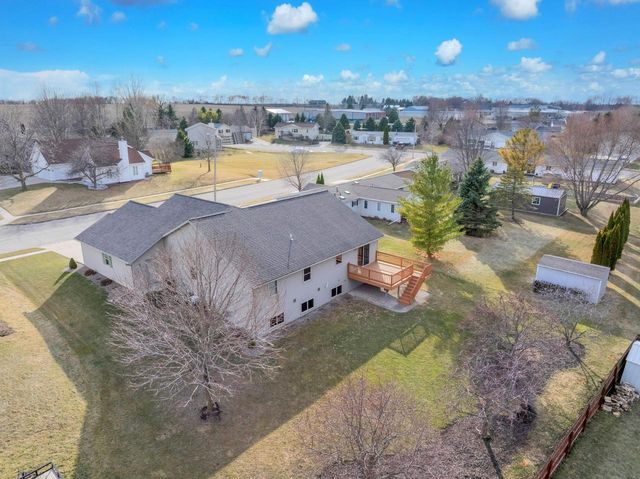 126 Southgate DRIVE, Eden, WI 53019