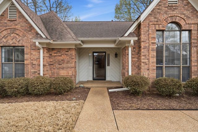 6029 CAMELIA LN, Bartlett, TN 38134