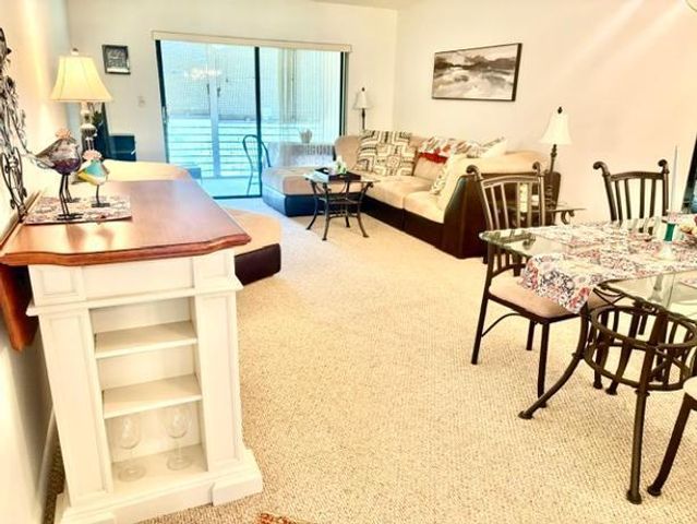 6095 N SABAL PALM Boulevard 308, Tamarac, FL 33319
