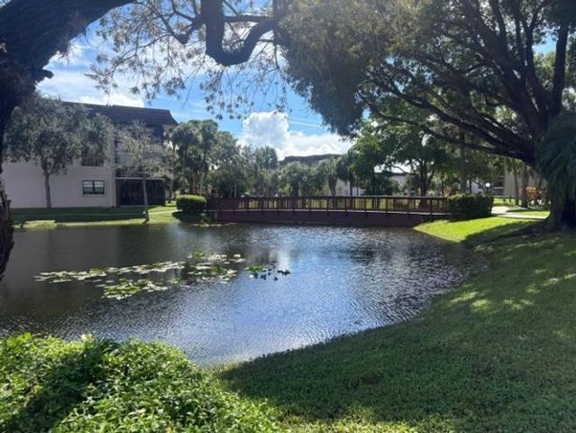 6095 N SABAL PALM Boulevard 308, Tamarac, FL 33319
