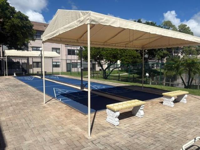 6095 N SABAL PALM Boulevard 308, Tamarac, FL 33319
