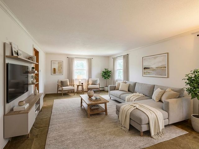 15 Fernwood Dr, Wilbraham, MA 01095