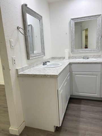 5117 San Antonio Ave, Midland, TX 79707