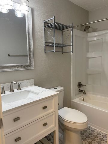 5117 San Antonio Ave, Midland, TX 79707