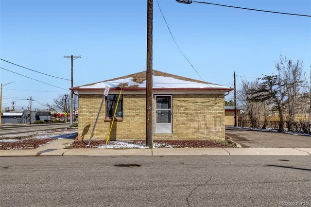 7250-7260 Magnolia Street, Commerce City, CO 80022