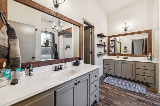 5558 N 441, Adair, OK 74330