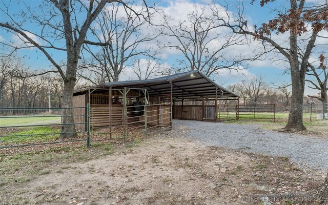 5558 N 441, Adair, OK 74330