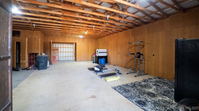 5558 N 441, Adair, OK 74330