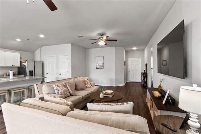 16418 Natchez, Moundville, AL 35474