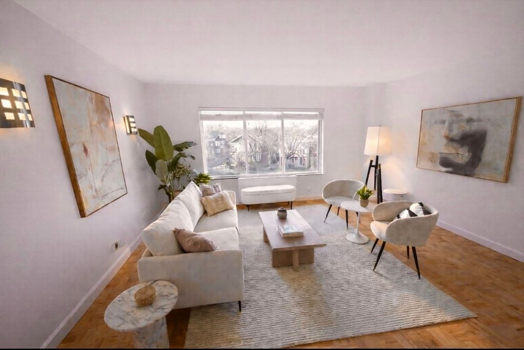 22 Chestnut Place 210, Brookline, MA 02445