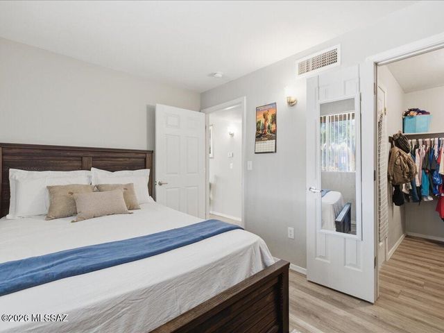 350 N Silverbell Rd Apt 34, Tucson, AZ 85745