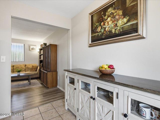 350 N Silverbell Rd Apt 34, Tucson, AZ 85745