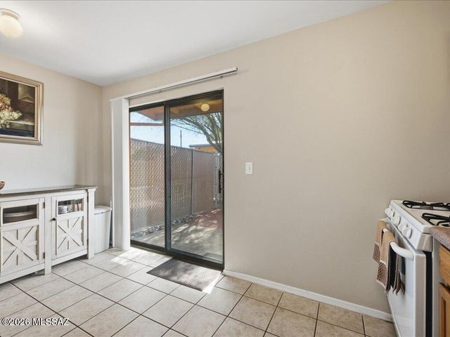 350 N Silverbell Rd Apt 34, Tucson, AZ 85745