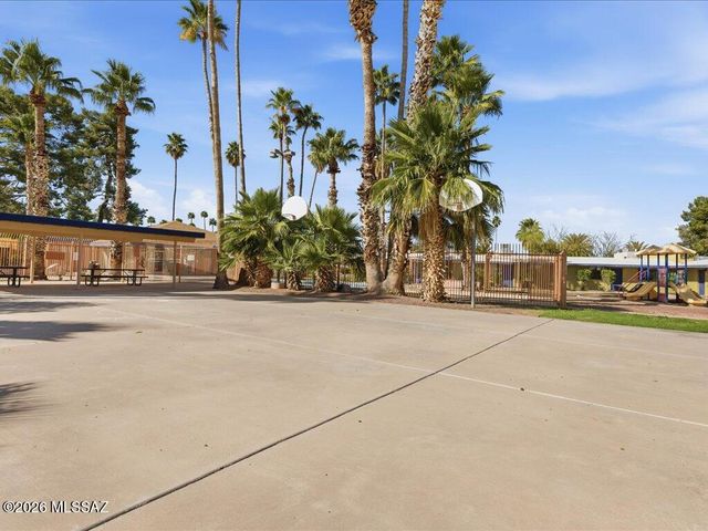 350 N Silverbell Rd Apt 34, Tucson, AZ 85745