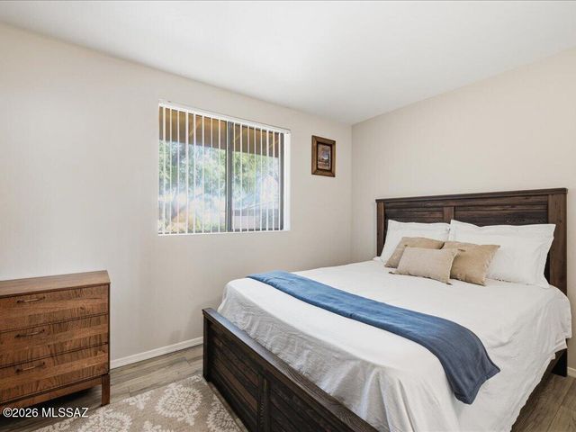 350 N Silverbell Rd Apt 34, Tucson, AZ 85745