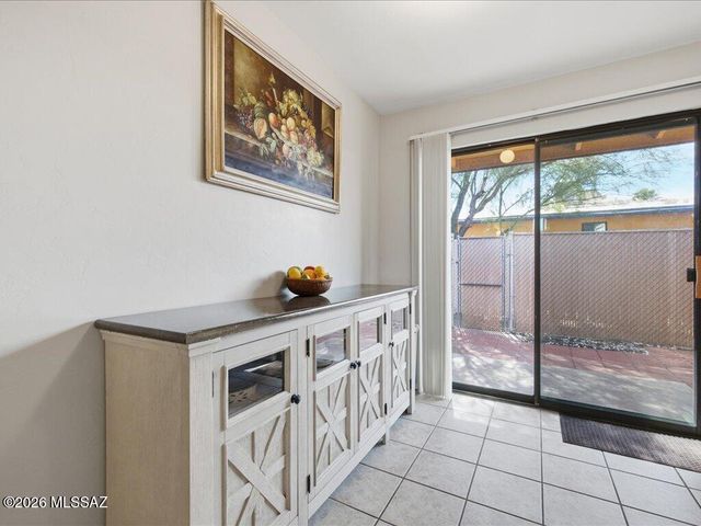 350 N Silverbell Rd Apt 34, Tucson, AZ 85745