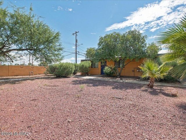 350 N Silverbell Rd Apt 34, Tucson, AZ 85745