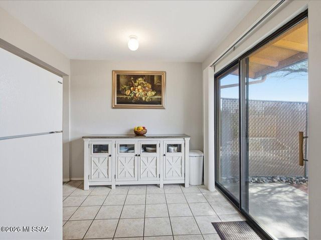 350 N Silverbell Rd Apt 34, Tucson, AZ 85745